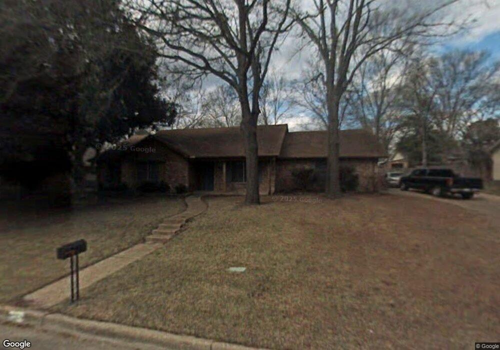 816 Pam Dr, Tyler, TX 75703 - photo 1