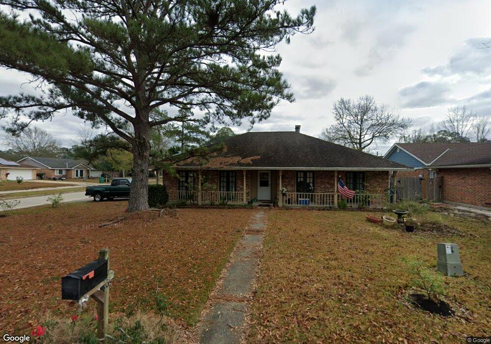 706 Lake Village Ct, Slidell, LA 70461 - photo 1