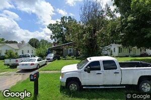 220 W Logan Ave, Shawneetown, IL 62984