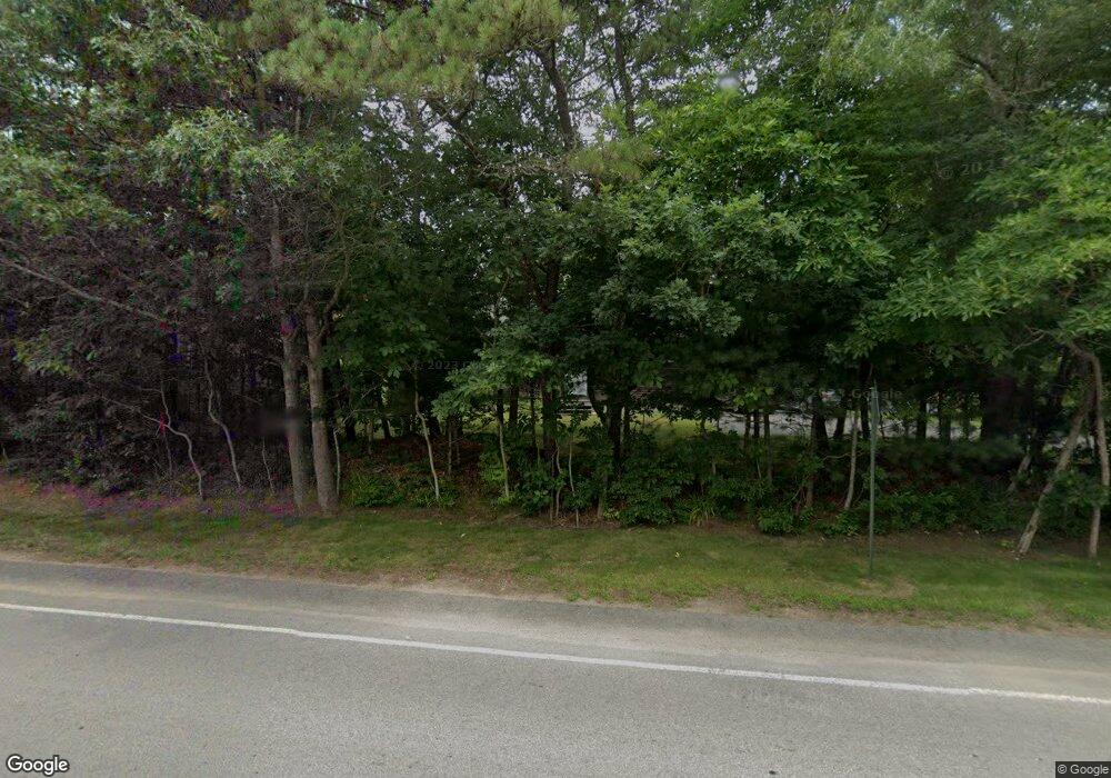 727 Chase Rd, North Dartmouth, MA 02747 - photo 1