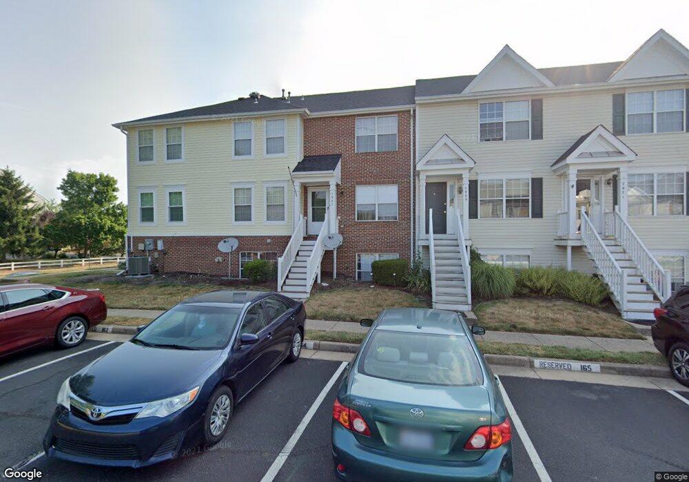 7961 Calvary Ct unit 162, Manassas, VA 20109 - photo 1