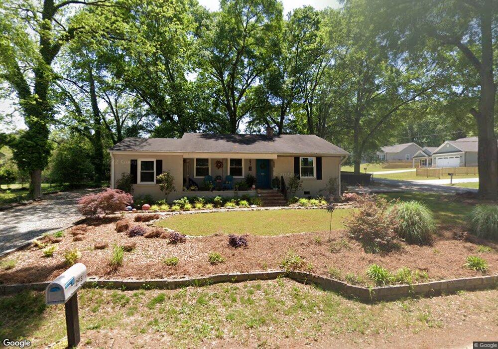 293 6th Ave, Winder, GA 30680 - photo 1