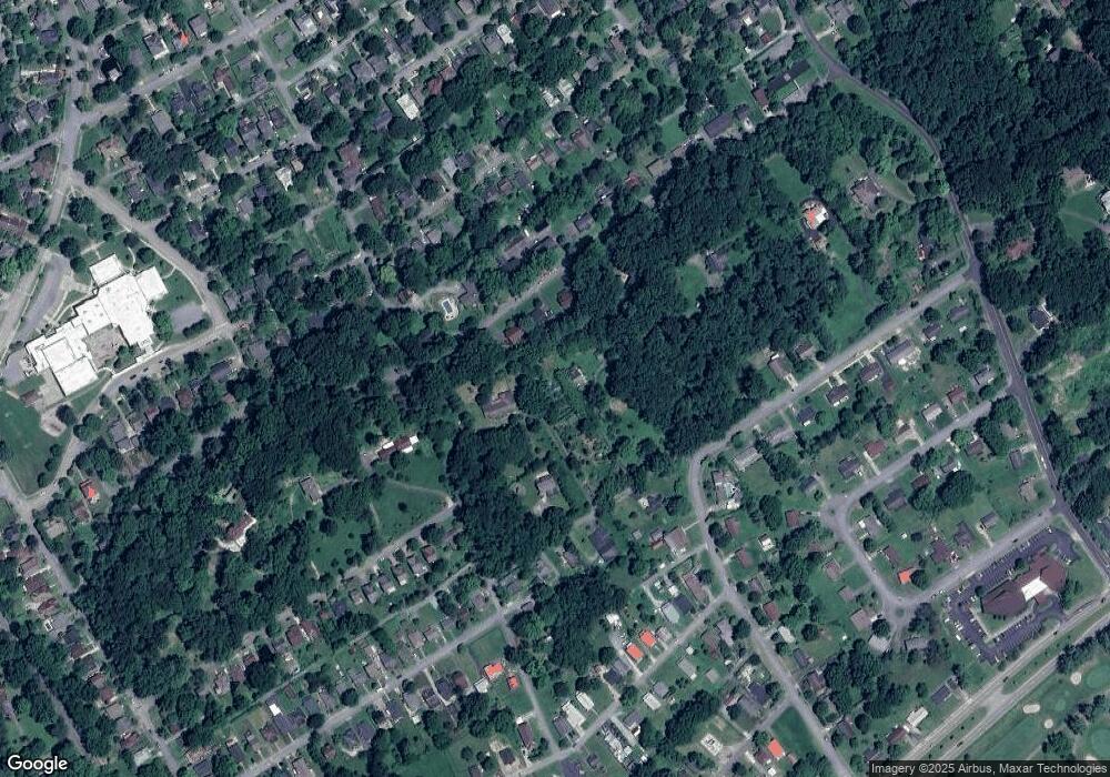 404 Holly St, Johnson City, TN 37604 - photo 1