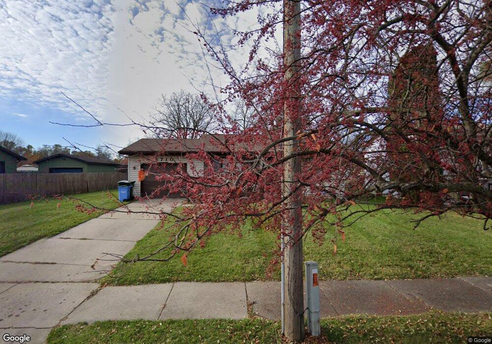 5710 Selfridge Blvd, Lansing, MI 48911 - photo 1