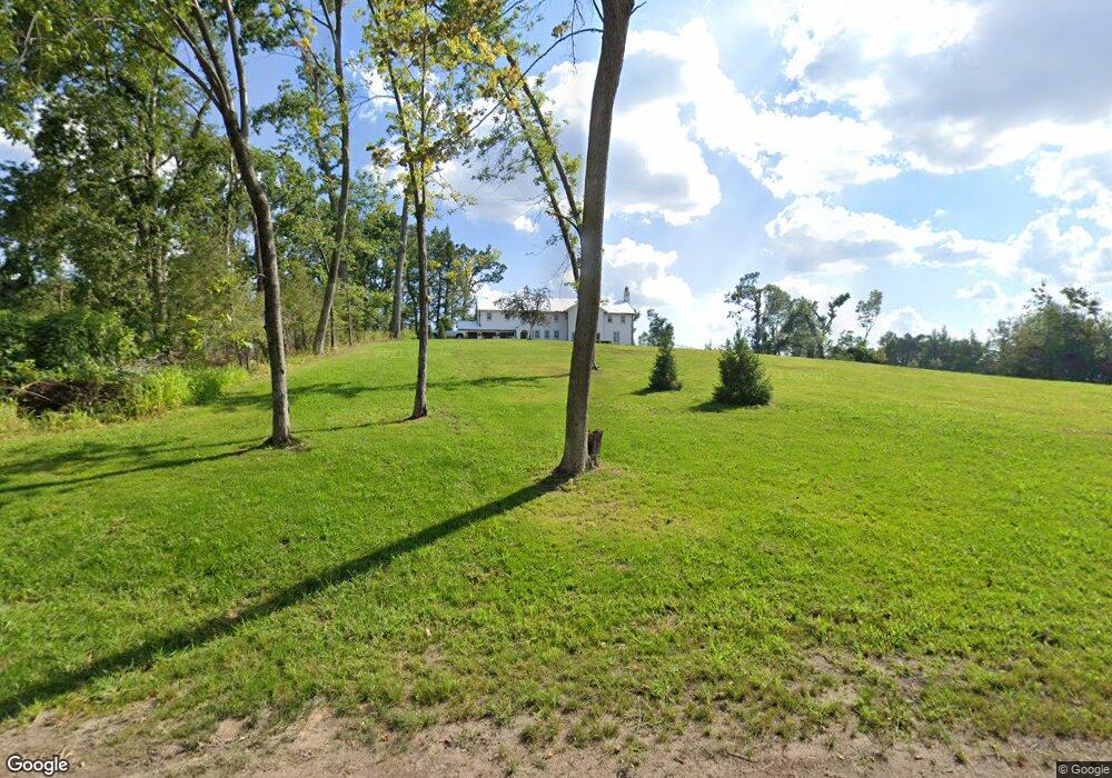 2345 Linden Dr SE, Cedar Rapids, IA 52403 - photo 1