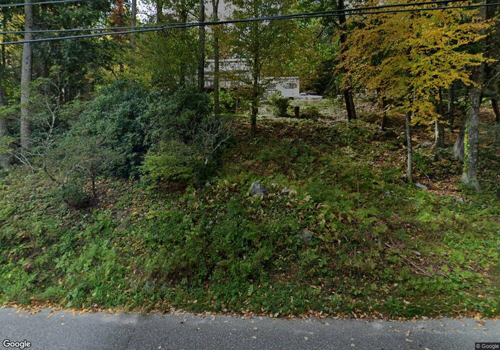 531 W Wakefield Blvd, Winsted, CT 06098 - photo 1