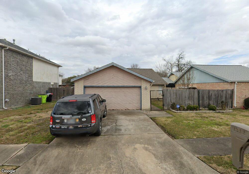 1311 Wilson Dr, Rosenberg, TX 77471 - photo 1
