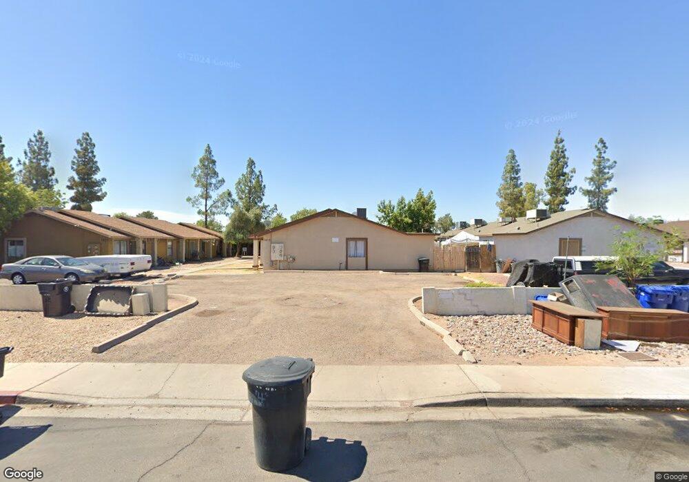 2819 E Capri Cir, Mesa, AZ 85204 - photo 1