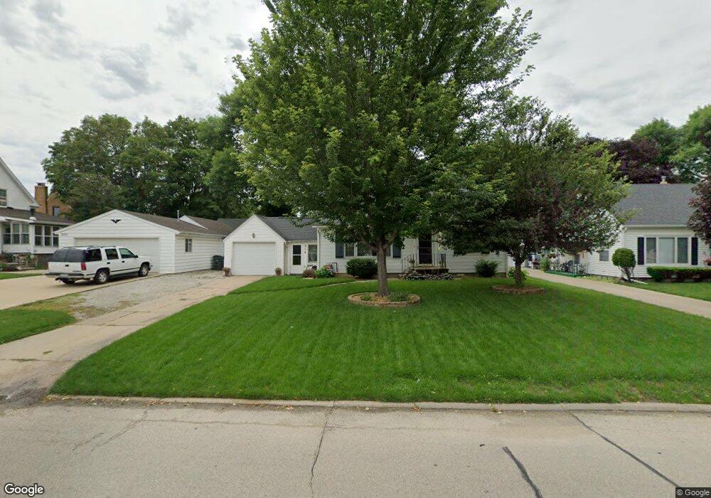 314 21st St NW, Cedar Rapids, IA 52405 - photo 1