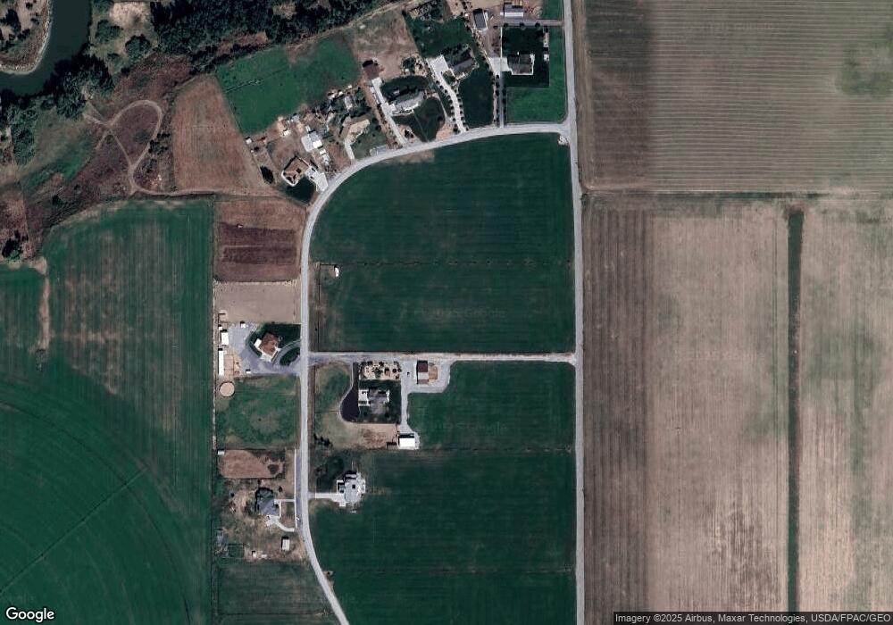 7322 N Estancia Ln W unit 7, Smithfield, UT 84335 - photo 1