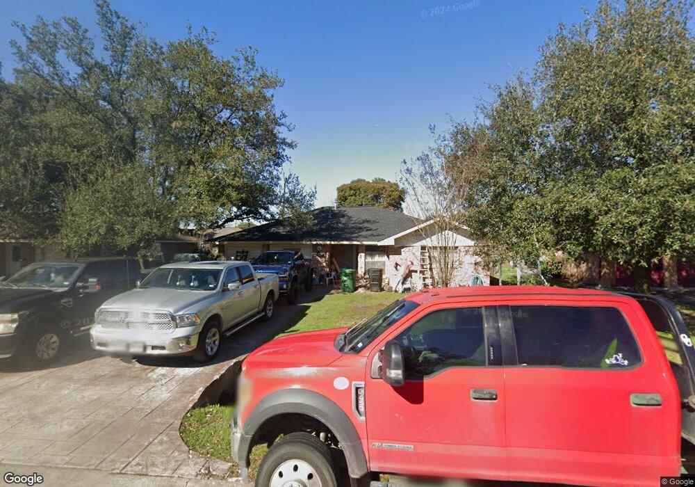 723 Hohl St, Houston, TX 77022 - photo 1