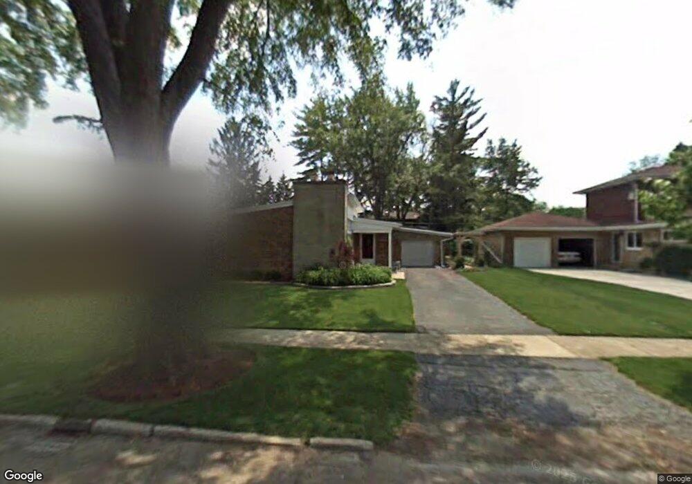 384 E Webster Ave, Elmhurst, IL 60126 - photo 1