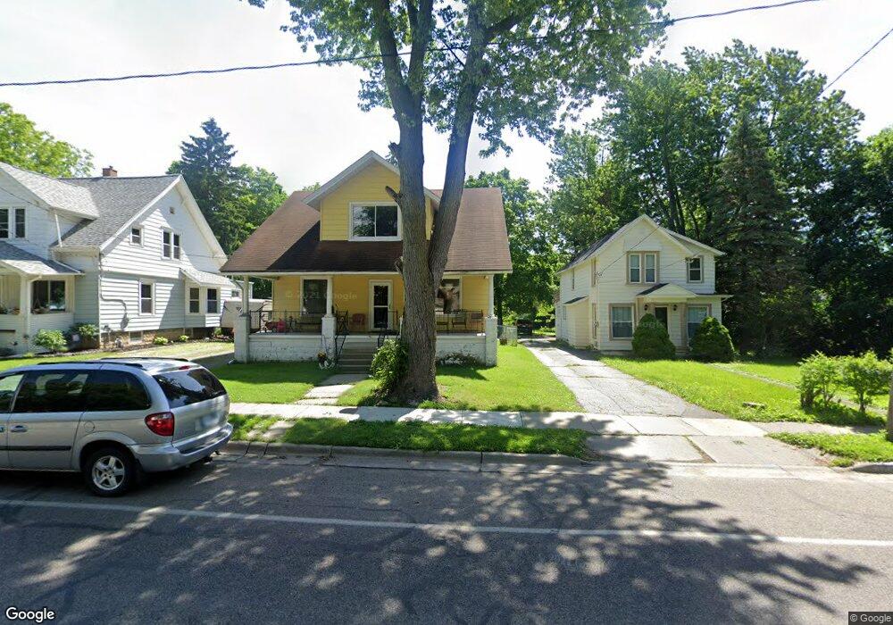 140 N Mckenzie St, Adrian, MI 49221 - photo 1