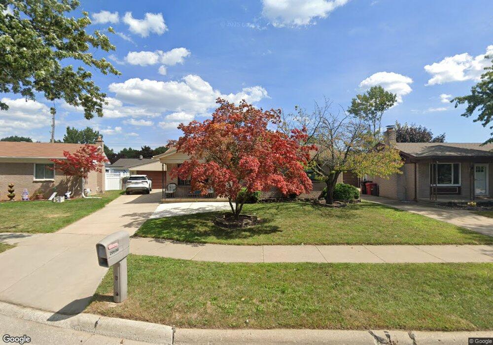 29596 Gregg Dr, Roseville, MI 48066 - photo 1