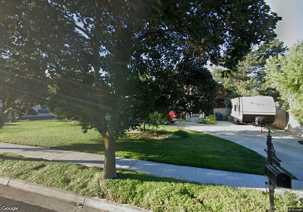 916 E 7865 S, Sandy, UT 84094 - photo 1