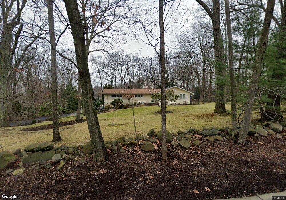 47 Weiss Rd, Upper Saddle River, NJ 07458 - photo 1