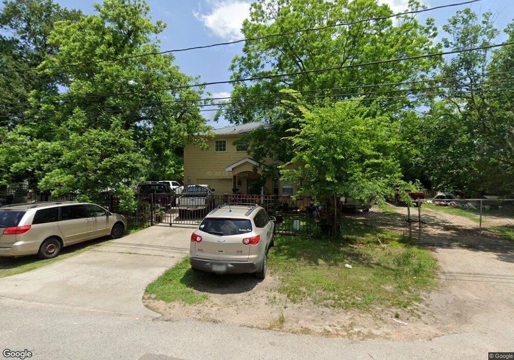 8930 Friendly Rd, Houston, TX 77093 - photo 1