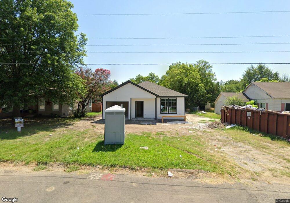 1932 Agnew St, Bonham, TX 75418 - photo 1