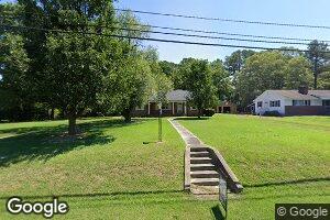 31 Hill St, Onancock, VA 23417