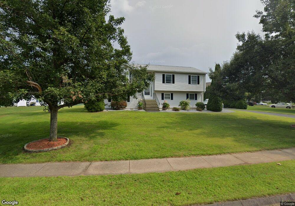 6 Vicki Ln, Cromwell, CT 06416 - photo 1