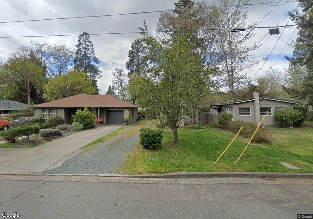 1040 NW Conklin Ave, Grants Pass, OR 97526 - photo 1