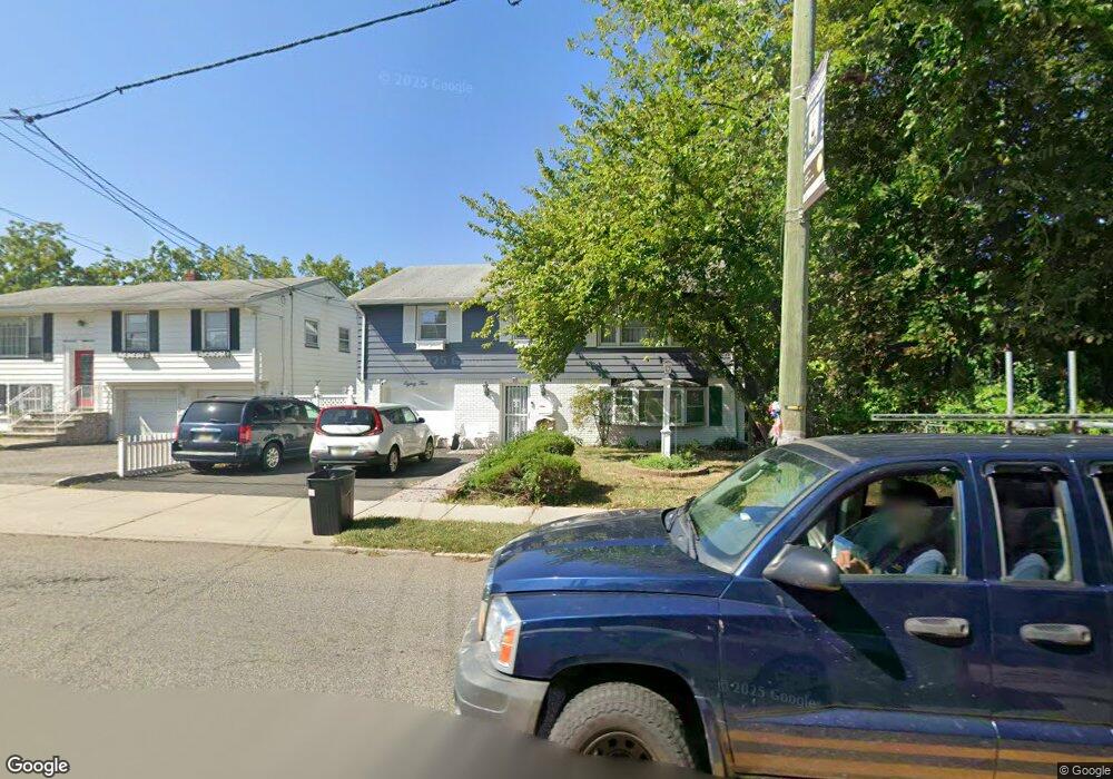 85 Rochelle Ave, Rochelle Park, NJ 07662 - photo 1