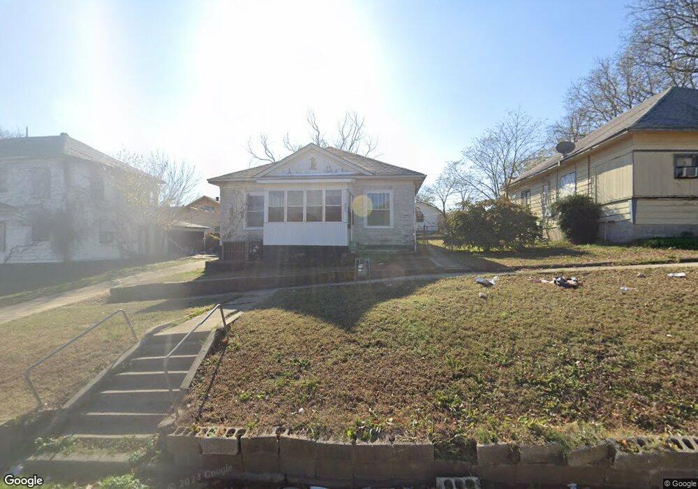 305 W Gentry St, Henryetta, OK 74437 - photo 1