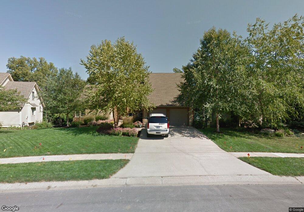 8017 Hallet St, Lenexa, KS 66215 - photo 1