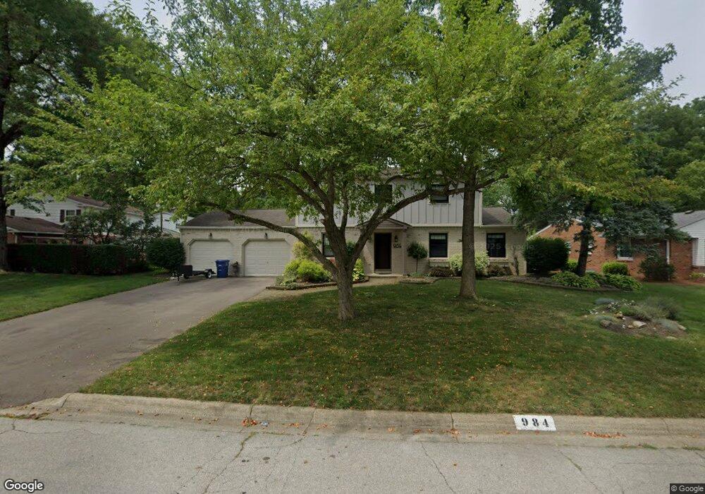984 Spring Grove Ln, Columbus, OH 43235 - photo 1