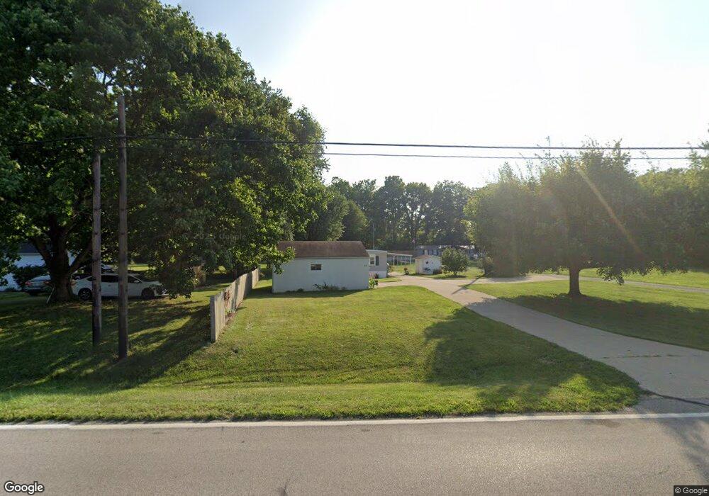 2765 N Court St, Circleville, OH 43113 - photo 1