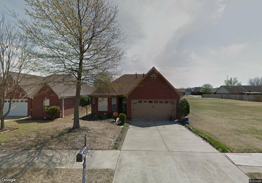 10233 Fox Chase Dr, Olive Branch, MS 38654 - photo 1