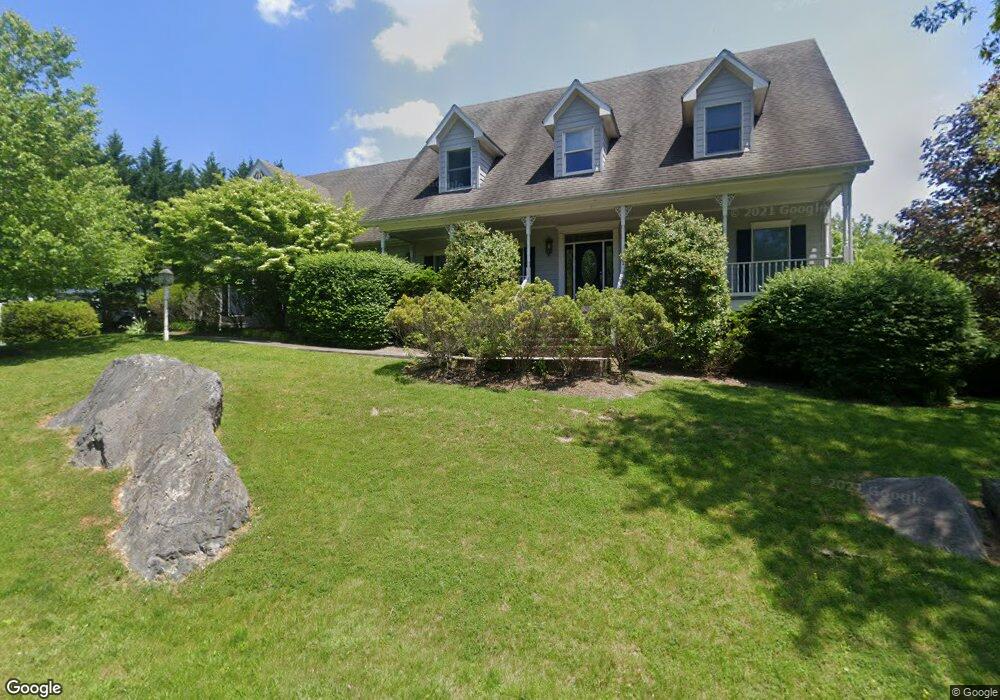 138 Meadow Ridge Dr, Shepherdstown, WV 25443 - photo 1