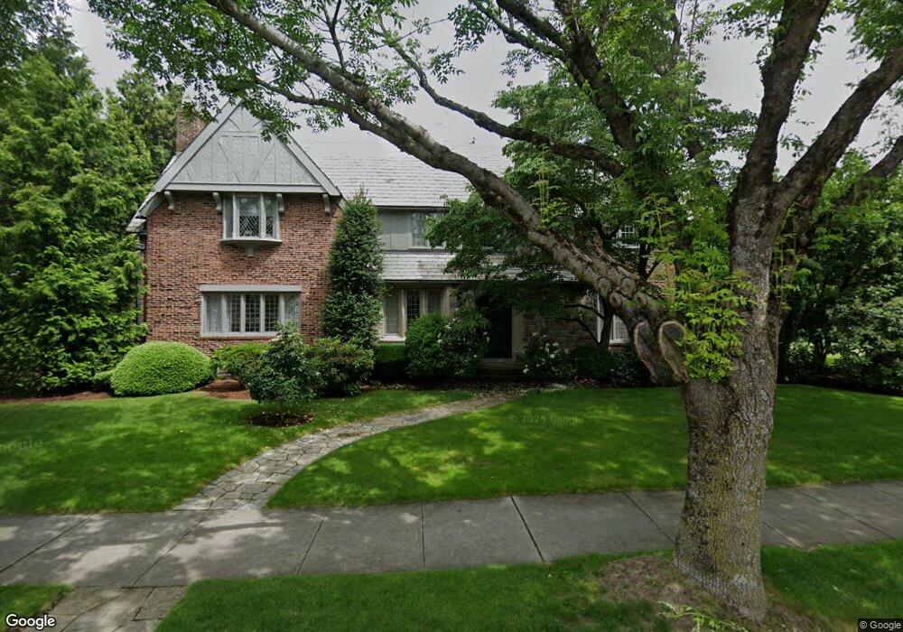 760 Elmgrove Ave, Providence, RI 02906 - photo 1