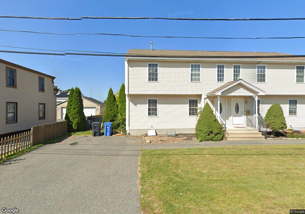 40 Carpenter St (Valley F, Cumberland, RI 02864 - photo 1