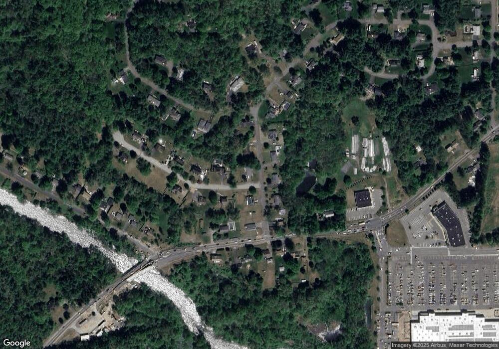 8 Juniper Hill Rd, Ware, MA 01082 - photo 1