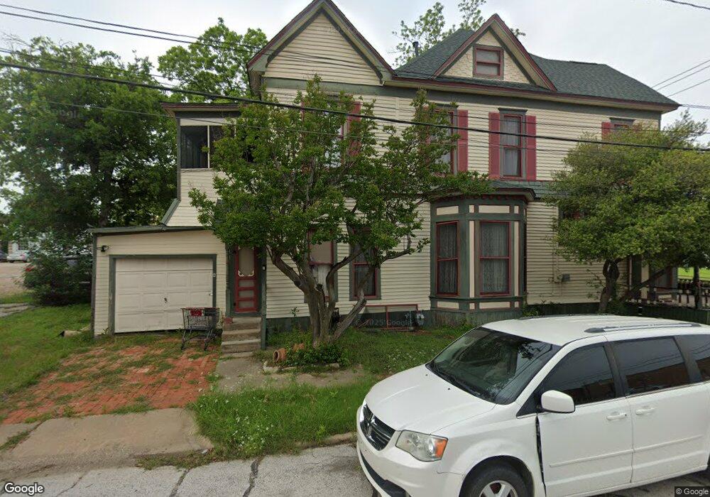 201 N Anglin St, Cleburne, TX 76031 - photo 1