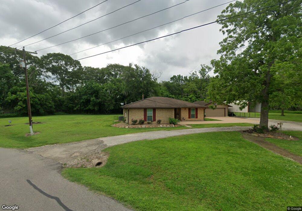 214 Velasco St, Brazoria, TX 77422 - photo 1