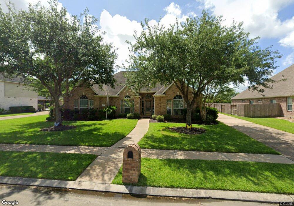 409 Overlook Dr, Friendswood, TX 77546 - photo 1