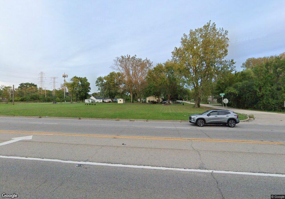 35941 N Green Bay Rd, Waukegan, IL 60085 - photo 1