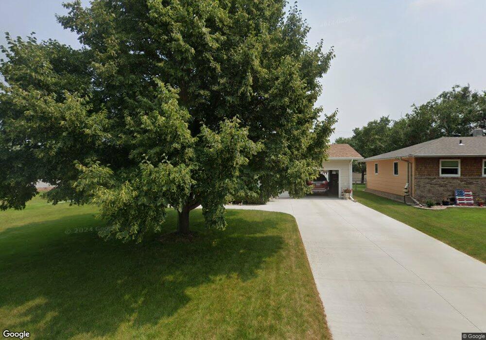 1738 5th Ave NE, Jamestown, ND 58401 - photo 1