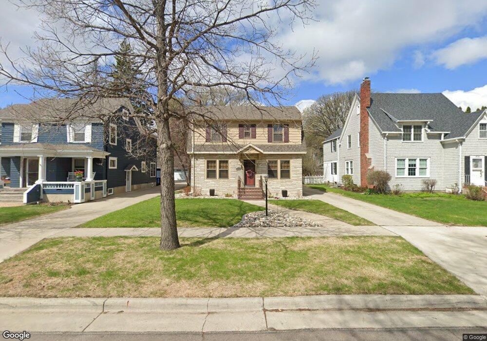 1441 7th St S, Fargo, ND 58103 - photo 1