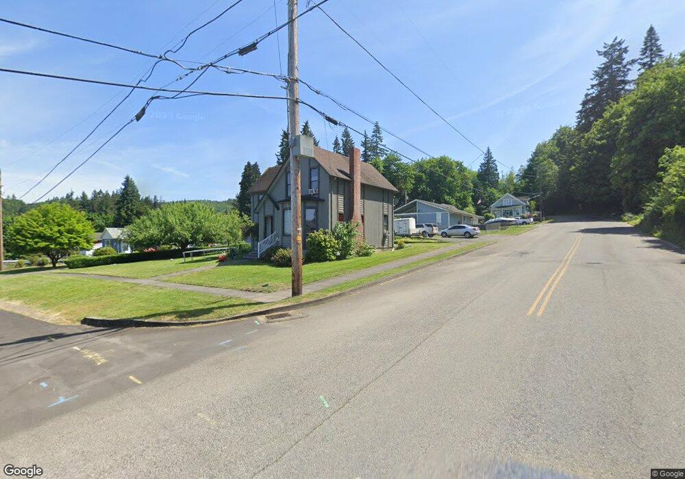 324 W E St, Rainier, OR 97048 - photo 1