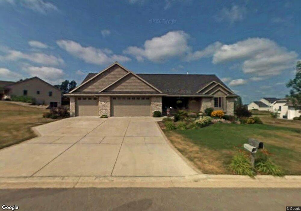 2484 Watson Cir, de Pere, WI 54115 - photo 1