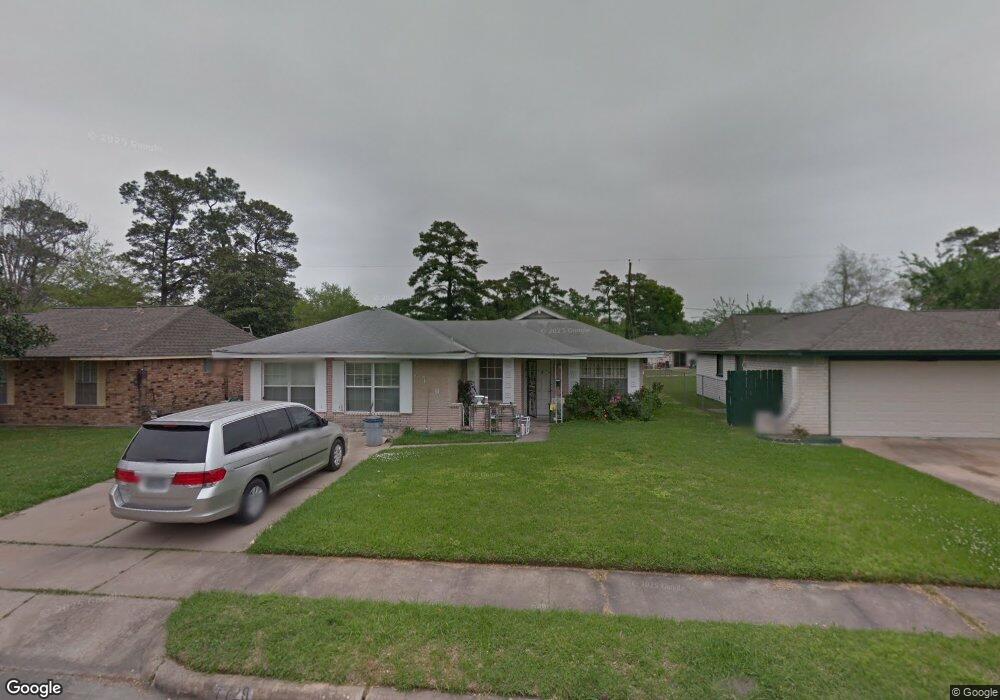 7729 Parker Rd, Houston, TX 77016 - photo 1