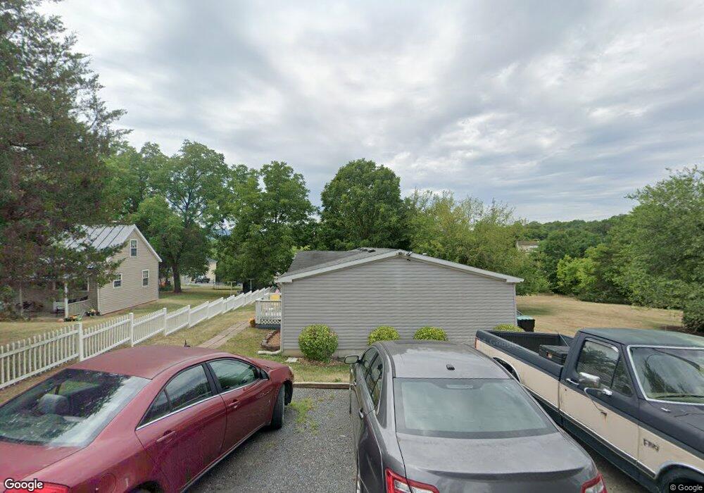 693 Jenkins Ln, Strasburg, VA 22657 - photo 1