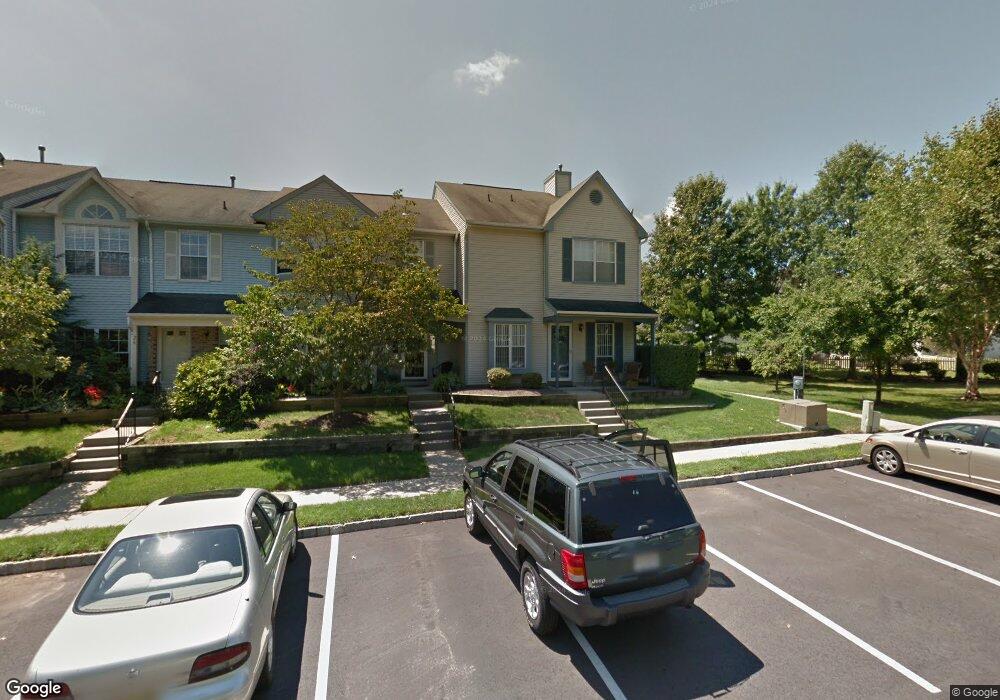 28 Beacon Ct, Trenton, NJ 08691 - photo 1