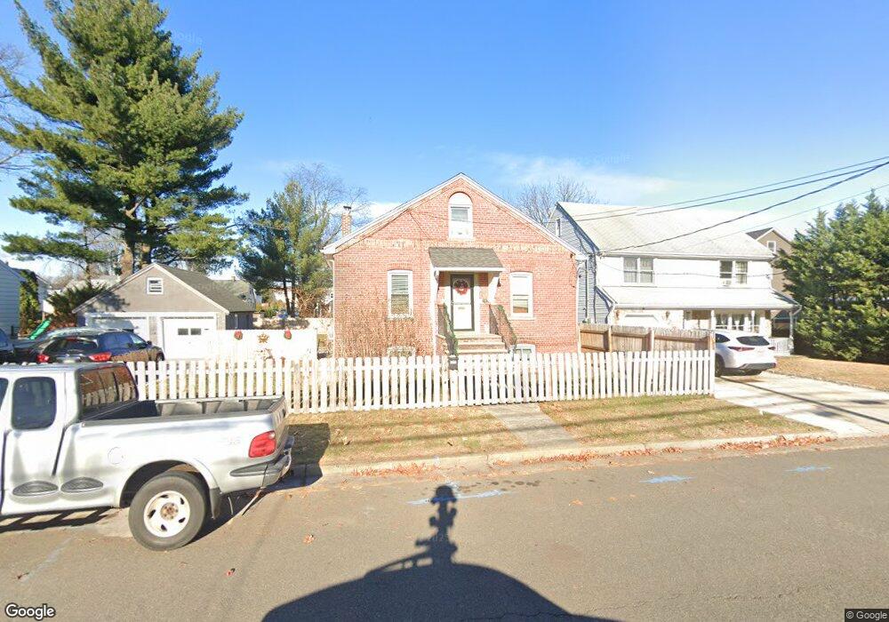 747 Voorhees Ave, Middlesex, NJ 08846 - photo 1