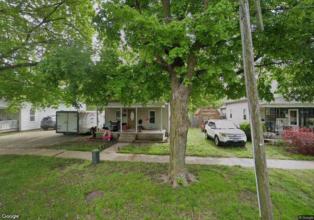 504 S 6th St, Mattoon, IL 61938 - photo 1