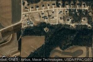 13802 Gretchen Ct, Sherrill, IA 52073