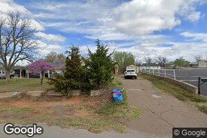 305 W Locust Ave, Sayre, OK 73662